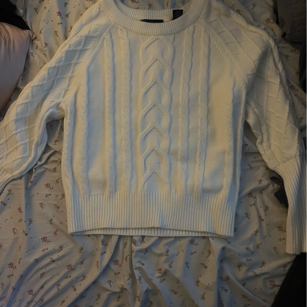 white tahari sweater
